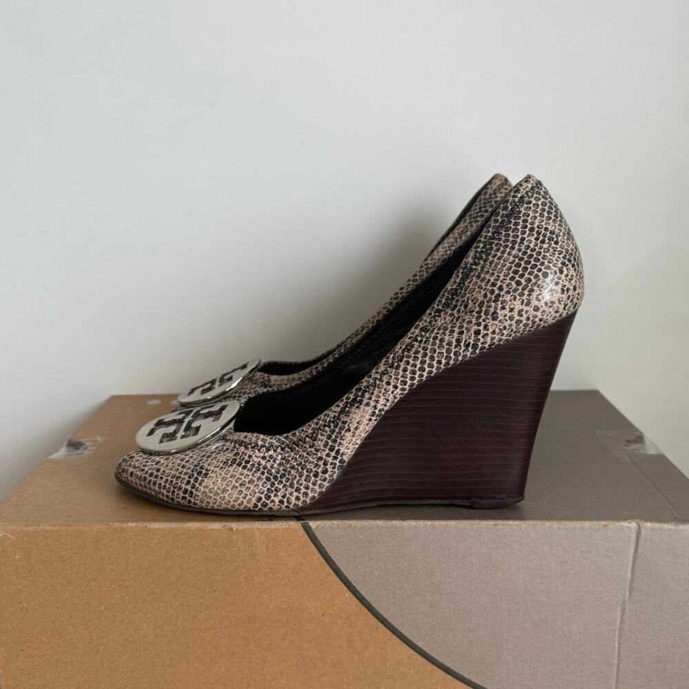 Tory Burch Julianne Python Embossed Leather Peep-… - image 4